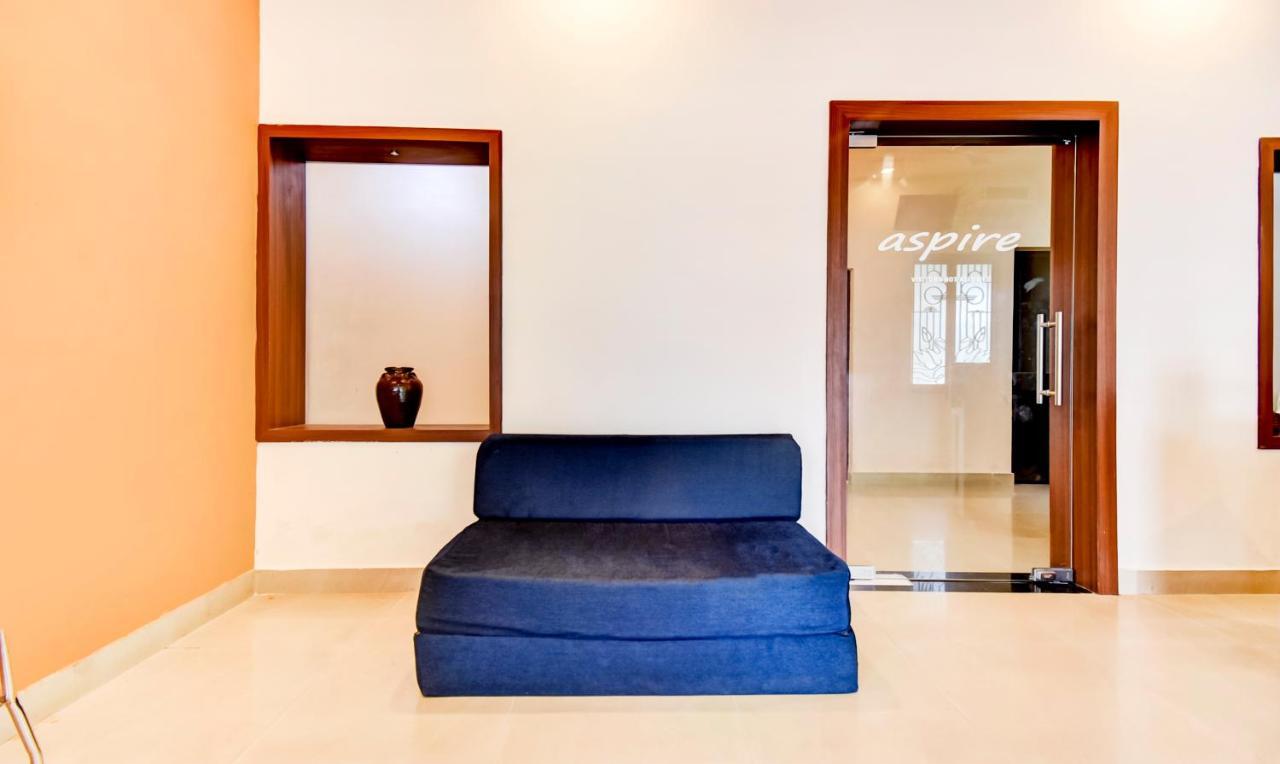 Aspire Maradu Hotell Kochi Eksteriør bilde
