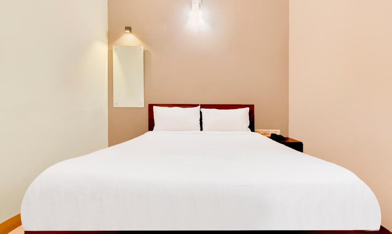 Aspire Maradu Hotell Kochi Eksteriør bilde