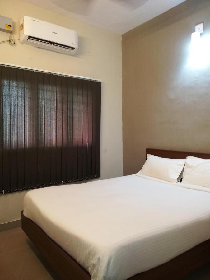 Aspire Maradu Hotell Kochi Eksteriør bilde